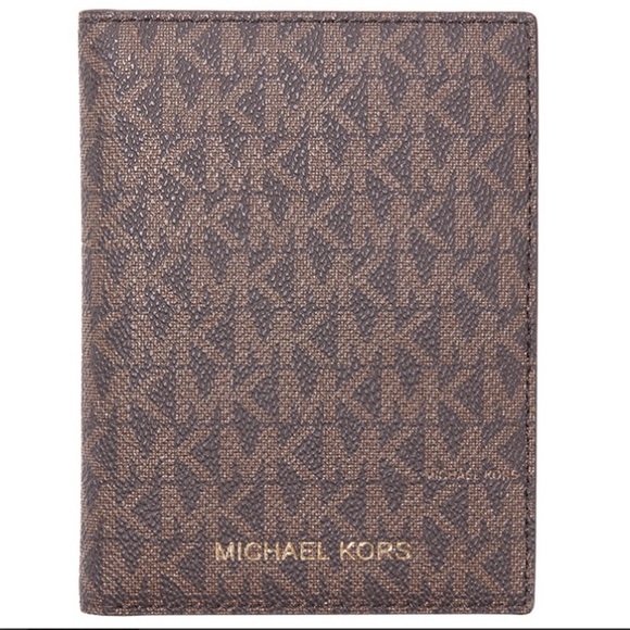 Michael Kors Handbags - MICHAEL KORS Passport Wallet NEW